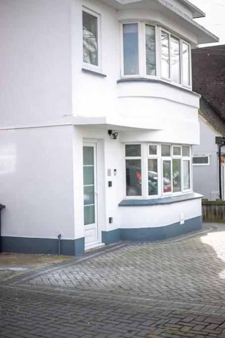 Stylish Retreat In Leigh-On-Sea Apartment Southend-on-Sea Exterior photo